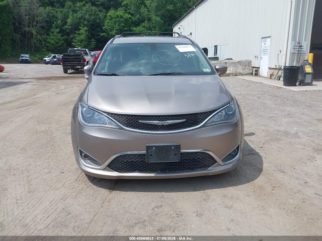 45568633 :رقم المزاد ، 2C4RC1BG5HR540346 vin ، 2017 Chrysler Pacifica Touring-l مزاد بيع