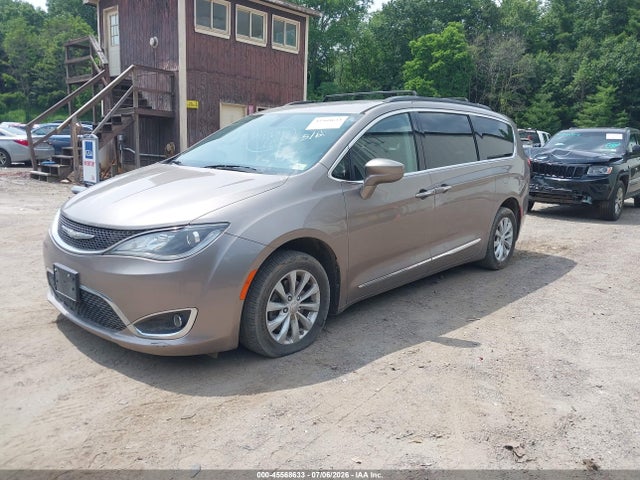 45568633 :رقم المزاد ، 2C4RC1BG5HR540346 vin ، 2017 Chrysler Pacifica Touring-l مزاد بيع