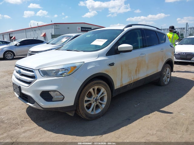 1FMCU0GD2JUC11720 Ford ESCAPE SE