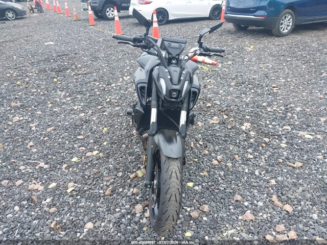 Yamaha MT07 2024 JYARM32E7RA011909 Image 5