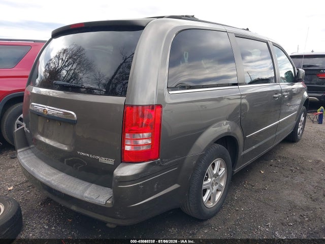 45568737 :رقم المزاد ، 2A4RR8DX6AR405199 vin ، 2010 Chrysler Town & Country Touring Plus مزاد بيع