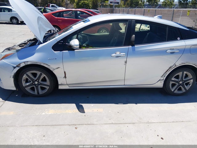 JTDKARFU7G3008058 Toyota Prius Three Touring