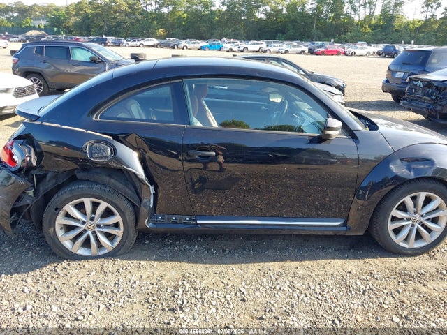2017 Volkswagen Beetle #pinkbeetle/1.8t Classic/1.8t S მანქანა იყიდება აუქციონზე, vin: 3VWF17AT6HM622715, აუქციონის ნომერი: 45568861