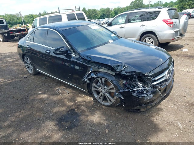 45568871 :رقم المزاد ، 55SWF8EB1KU312980 vin ، 2019 Mercedes-benz C 300 4matic مزاد بيع