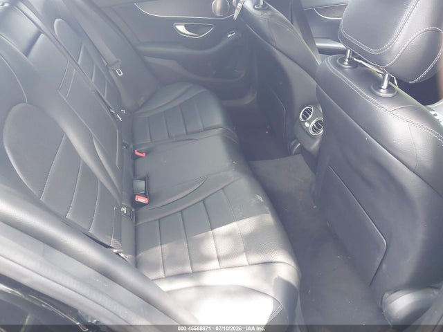 45568871 :رقم المزاد ، 55SWF8EB1KU312980 vin ، 2019 Mercedes-benz C 300 4matic مزاد بيع