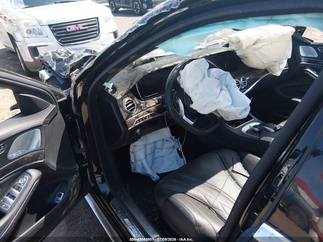 2016 Mercedes-benz Amg S 63 4matic მანქანა იყიდება აუქციონზე, vin: WDDUG7JB8GA230384, აუქციონის ნომერი: 45568901