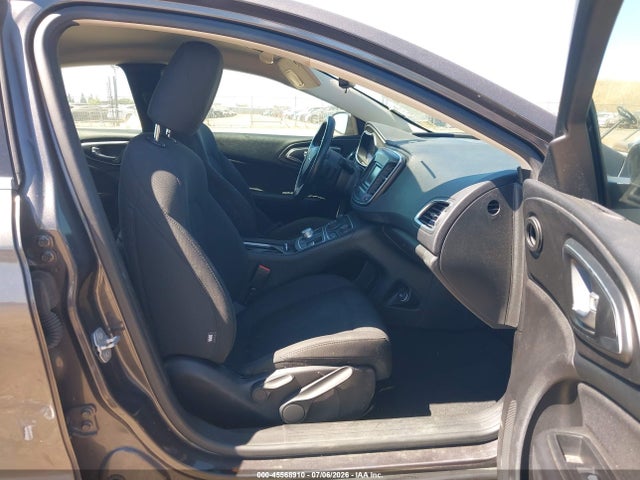 2015 Chrysler 200 Limited მანქანა იყიდება აუქციონზე, vin: 1C3CCCAB0FN744896, აუქციონის ნომერი: 45568910