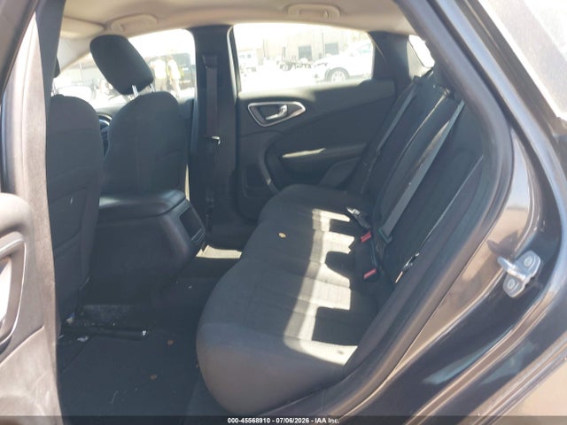 2015 Chrysler 200 Limited მანქანა იყიდება აუქციონზე, vin: 1C3CCCAB0FN744896, აუქციონის ნომერი: 45568910