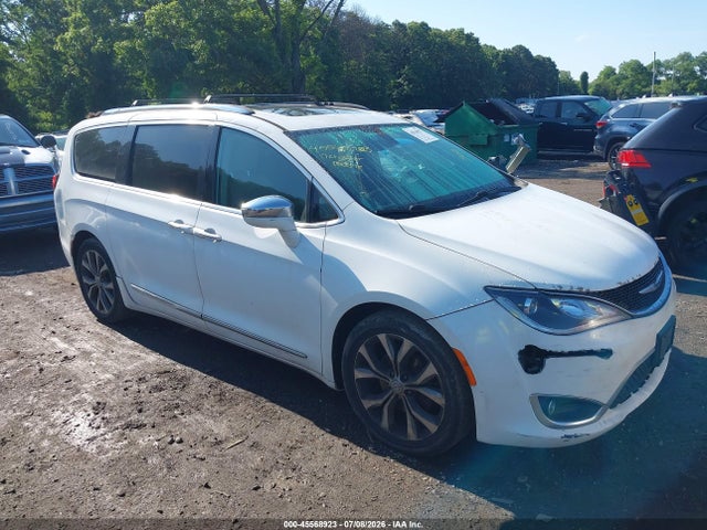 45568923 :رقم المزاد ، 2C4RC1GG2HR504266 vin ، 2017 Chrysler Pacifica Limited مزاد بيع
