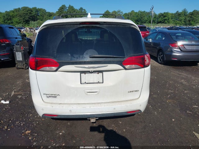 45568923 :رقم المزاد ، 2C4RC1GG2HR504266 vin ، 2017 Chrysler Pacifica Limited مزاد بيع