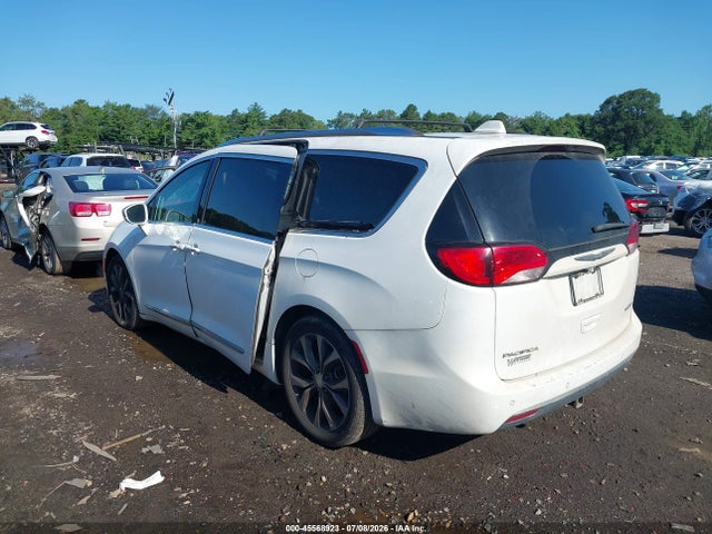 45568923 :رقم المزاد ، 2C4RC1GG2HR504266 vin ، 2017 Chrysler Pacifica Limited مزاد بيع