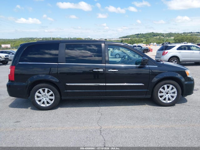 2016 Chrysler Town & Country Touring მანქანა იყიდება აუქციონზე, vin: 2C4RC1BGXGR305388, აუქციონის ნომერი: 45568961