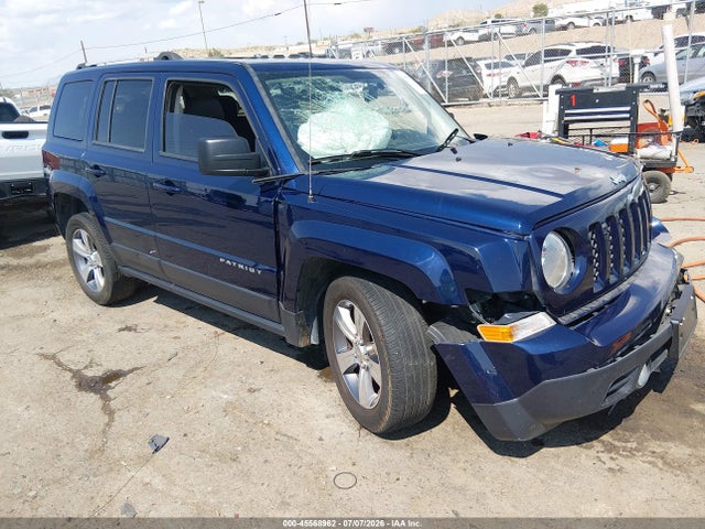 2017 1C4NJPFAXHD118007 main image