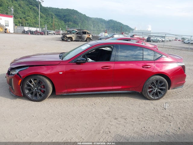 45568998 :رقم المزاد ، 1G6DU5RK7N0115650 vin ، 2022 Cadillac Ct5 Sport مزاد بيع
