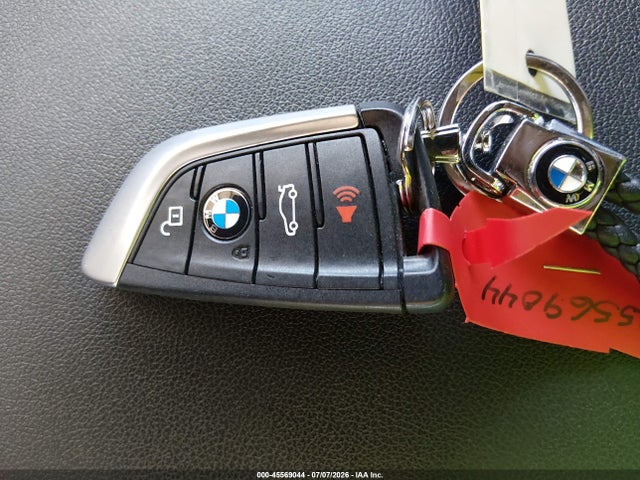 45569044 :رقم المزاد ، 5UXTR7C57KLR51329 vin ، 2019 Bmw X3 Sdrive30i مزاد بيع