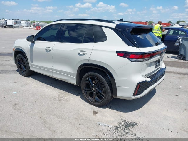 2026 Volkswagen Tiguan Se R-line Black მანქანა იყიდება აუქციონზე, vin: 3VVGR7RM9TM028501, აუქციონის ნომერი: 45569049