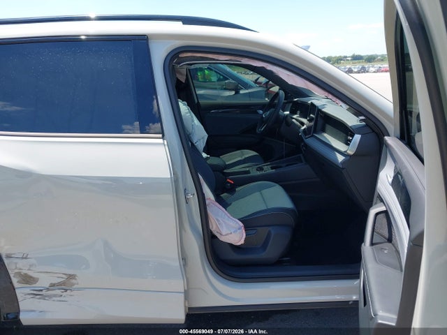2026 Volkswagen Tiguan Se R-line Black მანქანა იყიდება აუქციონზე, vin: 3VVGR7RM9TM028501, აუქციონის ნომერი: 45569049