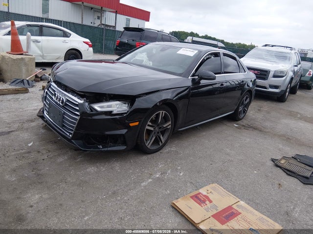 Продажа на аукционе авто 2018 Audi A4 2.0t Premium/2.0t Tech Premium, vin: WAUENAF46JN018429, номер лота: 45569086
