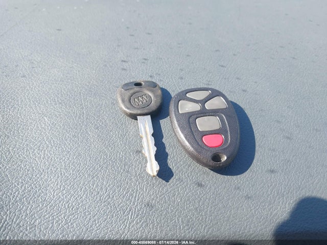 2007 Buick Lacrosse Cxl მანქანა იყიდება აუქციონზე, vin: 2G4WD582071180902, აუქციონის ნომერი: 45569088