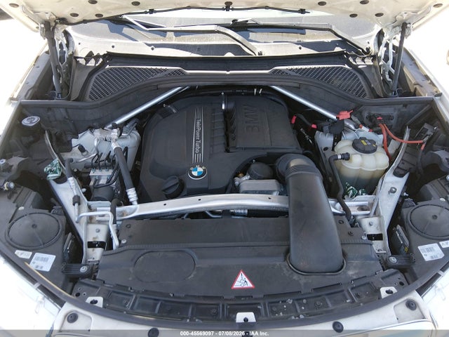 5UXKR2C58G0R69183 BMW X5 Sdrive35i