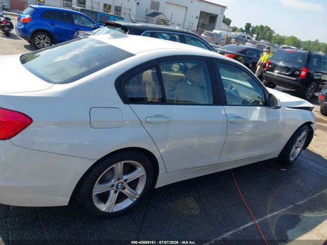 45569161 :رقم المزاد ، WBA3C1G51DNR49395 vin ، 2013 Bmw 328i مزاد بيع