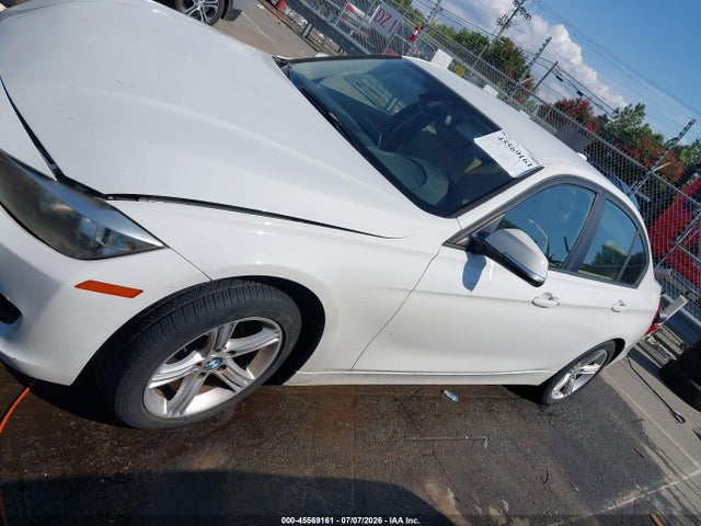 45569161 :رقم المزاد ، WBA3C1G51DNR49395 vin ، 2013 Bmw 328i مزاد بيع