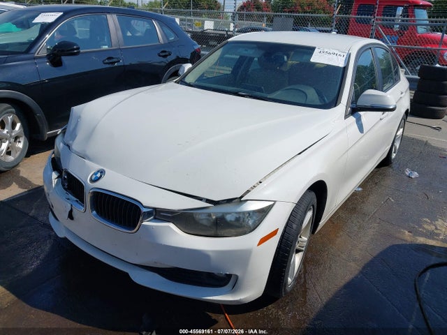 45569161 :رقم المزاد ، WBA3C1G51DNR49395 vin ، 2013 Bmw 328i مزاد بيع
