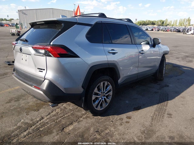 Toyota Rav4 Limited 2022 2T3N1RFV6NC287715 Image 4