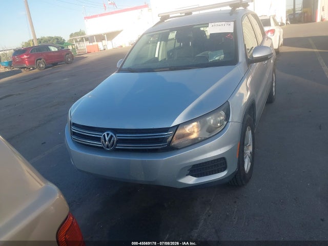 WVGBV7AX8HK025478 Volkswagen Tiguan 2.0t/2.0t S