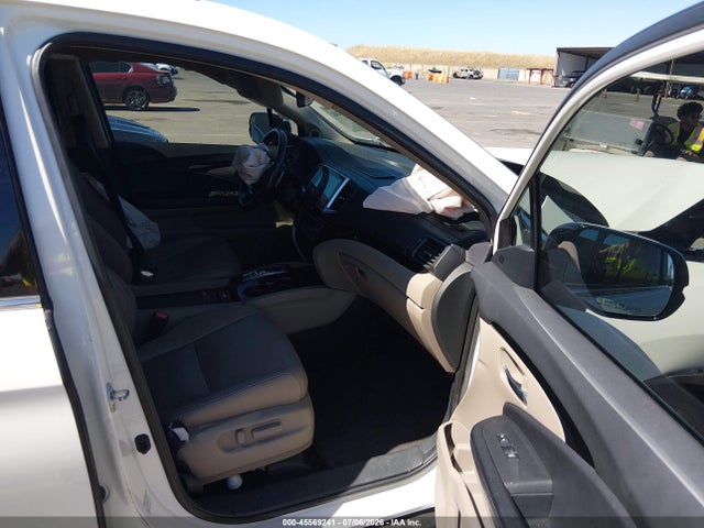 Honda Pilot Elite 2016 5FNYF6H05GB069612 Image 5