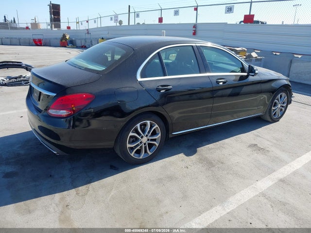 Mercedes-Benz C 300 2015 55SWF4JB8FU072735 Image 4