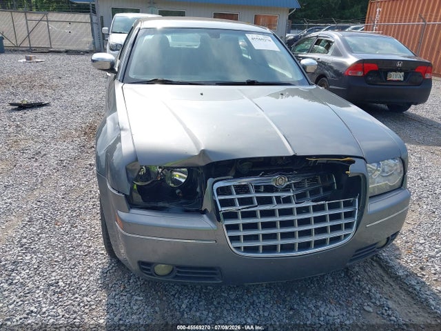 45569270 :رقم المزاد ، 2C3CA1CV9AH318935 vin ، 2010 Chrysler 300 Touring Plus مزاد بيع