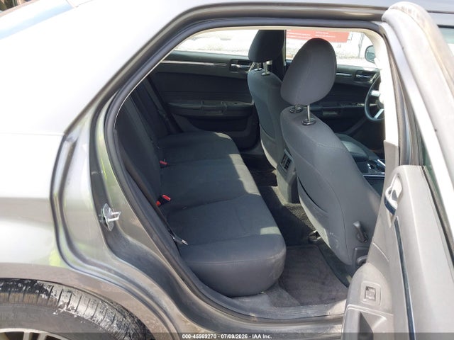 45569270 :رقم المزاد ، 2C3CA1CV9AH318935 vin ، 2010 Chrysler 300 Touring Plus مزاد بيع