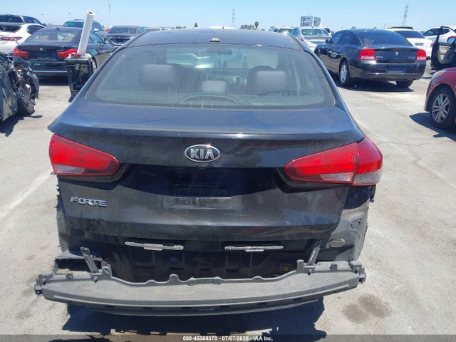 KIA FORTE LX 2017 3KPFL4A79HE133136 Image 16