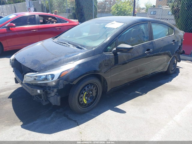 KIA FORTE LX 2017 3KPFL4A79HE133136 Image 2
