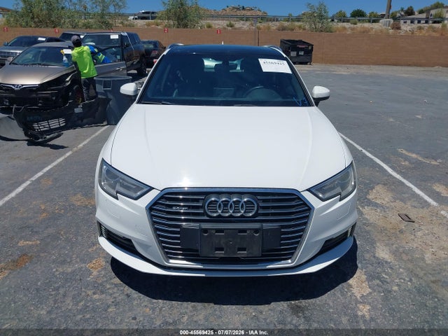 Audi A3 E-tron 1.4t Premium 2018 WAUUPBFF4JA057296 Image 12