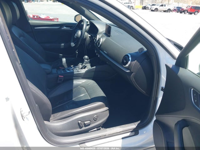 Audi A3 E-tron 1.4t Premium 2018 WAUUPBFF4JA057296 Image 5