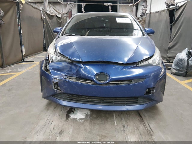 Toyota Prius Three 2018 JTDKARFU7J3549179 Image 6