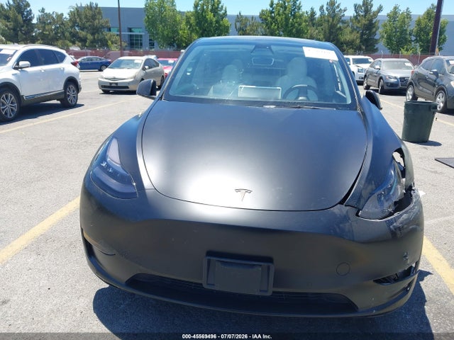 2022 Tesla Model Y Long Range Dual Motor All-wheel Drive მანქანა იყიდება აუქციონზე, vin: 7SAYGDEE8NF447293, აუქციონის ნომერი: 45569496