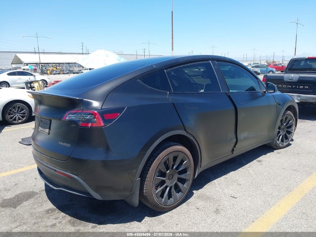 2022 Tesla Model Y Long Range Dual Motor All-wheel Drive მანქანა იყიდება აუქციონზე, vin: 7SAYGDEE8NF447293, აუქციონის ნომერი: 45569496