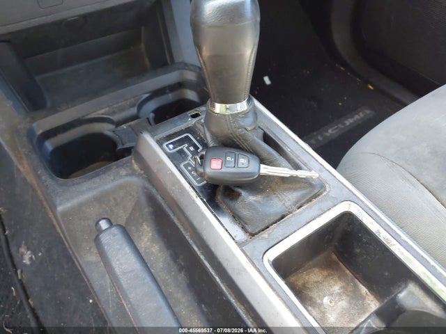5TFAX5GN3GX070544 Toyota Tacoma Sr5