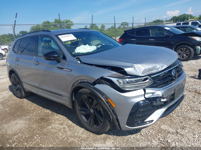 2023 Volkswagen Tiguan 2.0t Se R-line Black მანქანა იყიდება აუქციონზე, vin: 3VV8B7AX6PM016617, აუქციონის ნომერი: 45569574