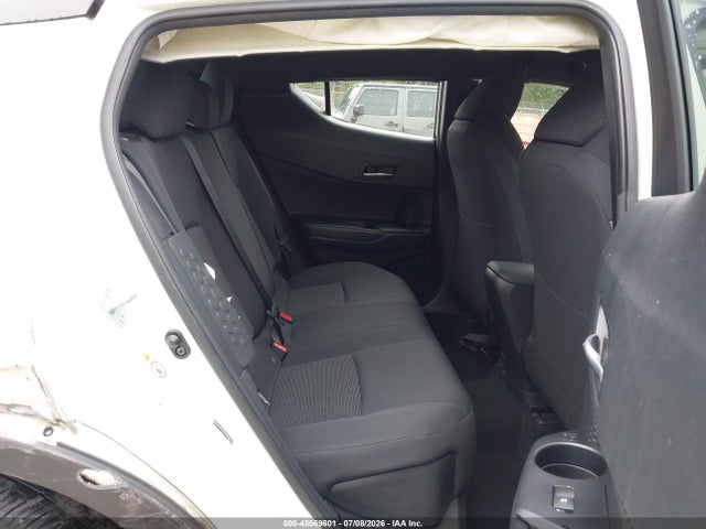 NMTKHMBX1JR037476 Toyota C-HR XLE