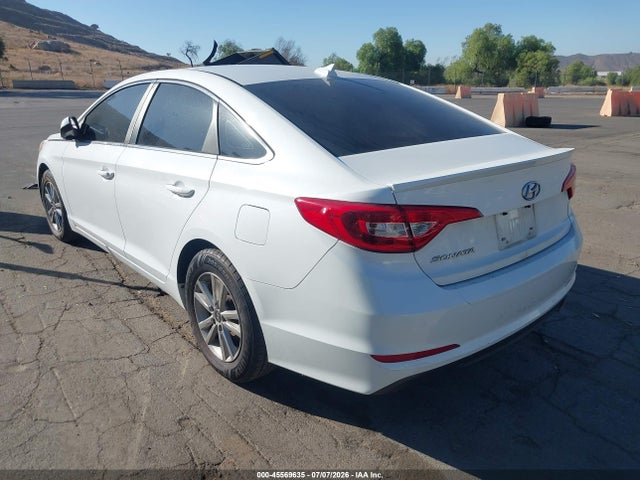 Hyundai SONATA SE 2016 5NPE24AF2GH382782 Image 3