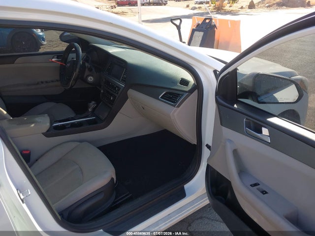 Hyundai SONATA SE 2016 5NPE24AF2GH382782 Image 5