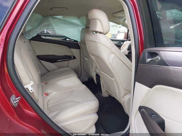 Продаж на аукціоні авто 2019 Lincoln Mkc Standard, vin: 5LMCJ1C96KUL22415, номер лоту: 45569647