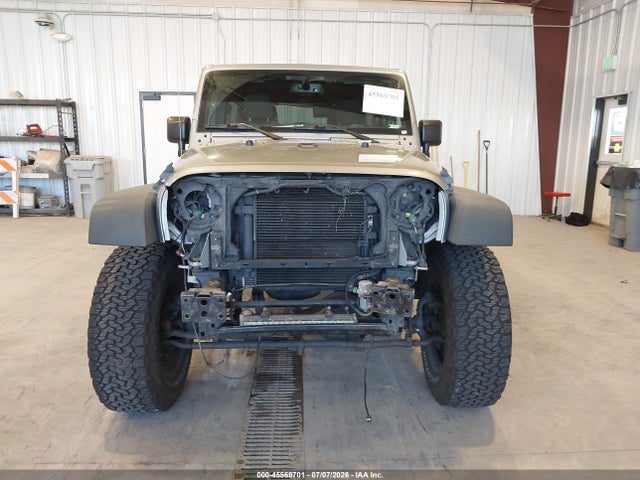 1C4BJWDG3GL109500 Jeep Wrangler Unlimited Sport
