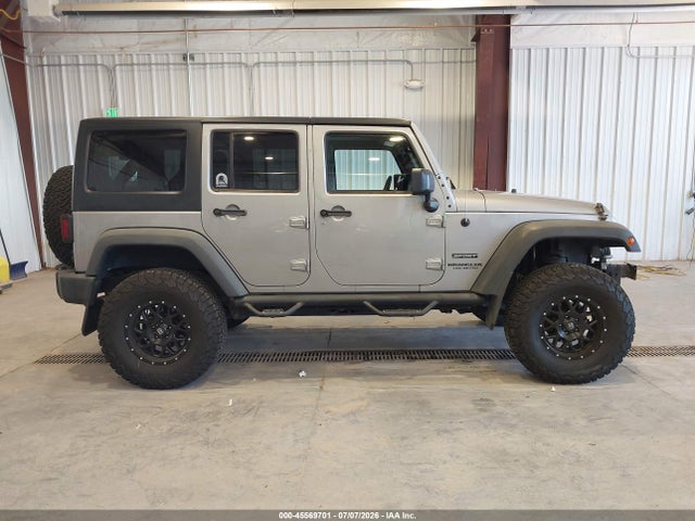 1C4BJWDG3GL109500 Jeep Wrangler Unlimited Sport