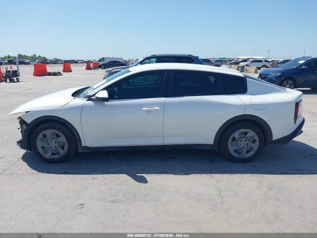 45569733 :رقم المزاد ، 3KPFT4DE6SE214161 vin ، 2025 Kia K4 Lx مزاد بيع