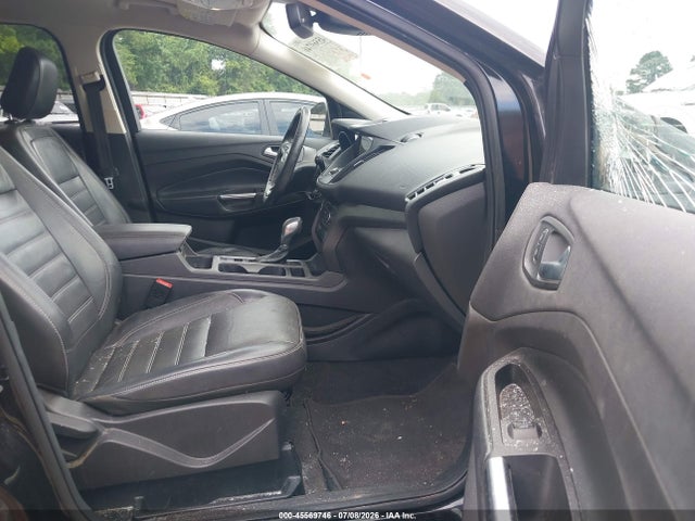 45569746 :رقم المزاد ، 1FMCU0HD9JUD36406 vin ، 2018 Ford Escape Sel مزاد بيع